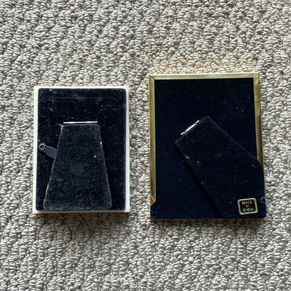 Bundle of 2 Fun & Girly Photo Frames In Gold Heart Cutout & Pearl Beaded Border - Picture 5 of 7